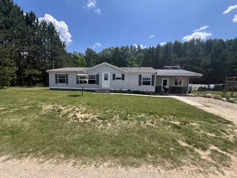 3435 N Pine Ave, White Cloud, MI 49349 photo 2