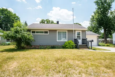 226 Elwell St SW, Grand Rapids, MI 49548