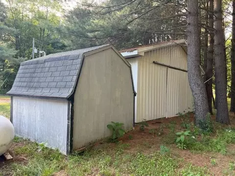 1422 E Monroe St, White Cloud, MI 49349 photo 3