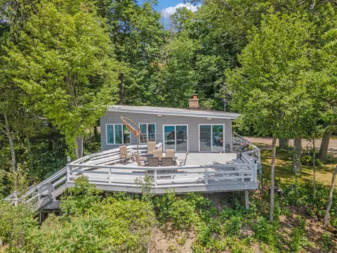 6881 Helena St, West Olive, MI 49460