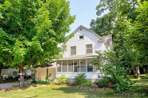 3255 Prairie St SW, Grandville, MI 49418