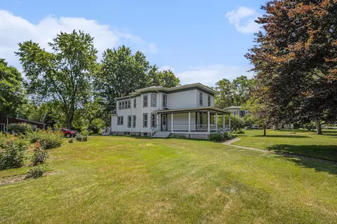 Exterior - 705 S Main St, Plainwell, MI 49080 photo 2 of 10
