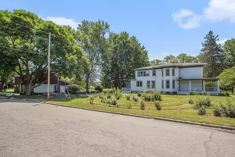 Exterior - 705 S Main St, Plainwell, MI 49080 photo 3 of 10