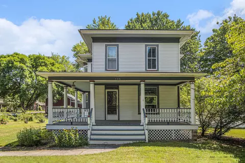 Exterior - 705 S Main St, Plainwell, MI 49080 photo 4 of 10