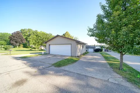 Exterior - 1756 Eagle Point Rd, Clarklake, MI 49234 photo 28 of 29