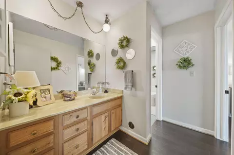 Bath - 1756 Eagle Point Rd, Clarklake, MI 49234 photo 6 of 6
