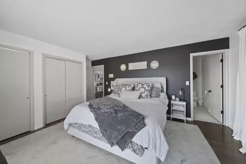 Bedroom - 1756 Eagle Point Rd, Clarklake, MI 49234 photo 2 of 8