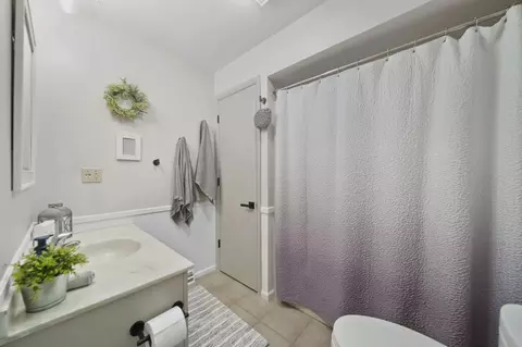 Bath - 1756 Eagle Point Rd, Clarklake, MI 49234 photo 1 of 6