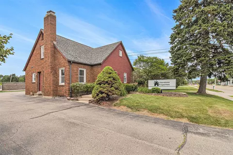 570 S Maple Rd, Ann Arbor, MI 48103