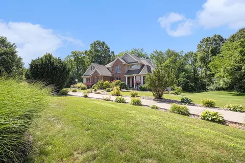 6372 Oak Ct, Berrien Center, MI 49102