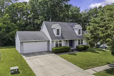894 Alpine Dr, Brighton, MI 48116 photo 5