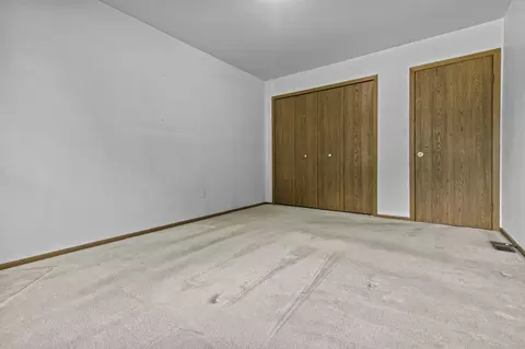894 Alpine Dr, Brighton, MI 48116 photo 18