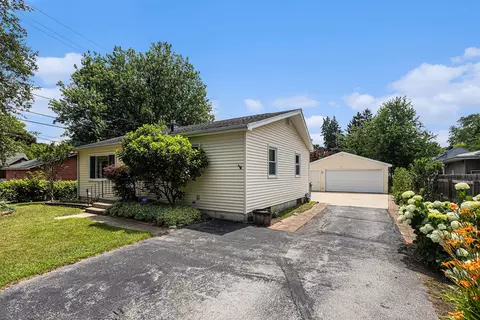 1109 Goguac St W, Battle Creek, MI 49015