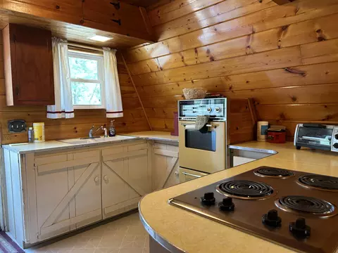 3423 S James Rd, Baldwin, MI 49304 photo 4