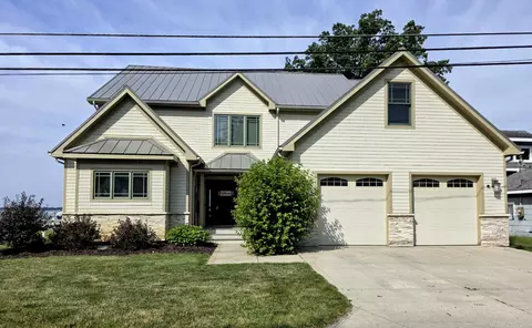 550 Lake Dr, Coldwater, MI 49036