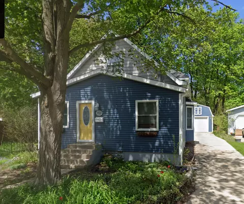 3765 Taplin St SW, Grandville, MI 49418