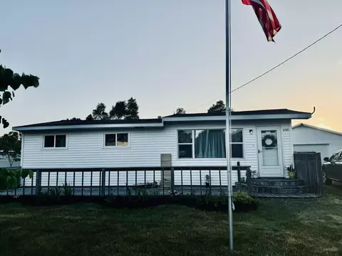 430 Orton St, Howard City, MI 49329