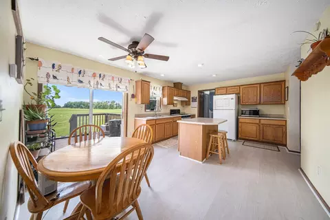 13397 Day Rd, Hudson, MI 49247 photo 8