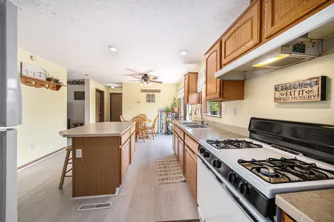 13397 Day Rd, Hudson, MI 49247 photo 10