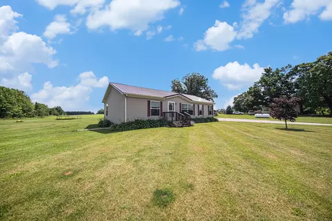 13397 Day Rd, Hudson, MI 49247 photo 4