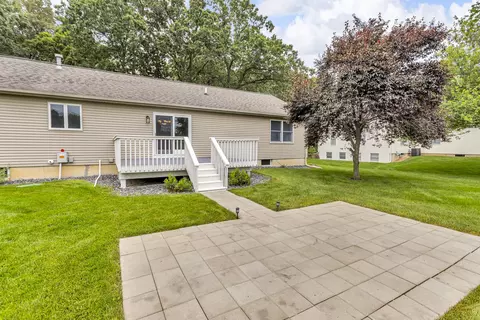 Exterior - 1615 Bunting Rd, Jackson, MI 49201 photo 3 of 6