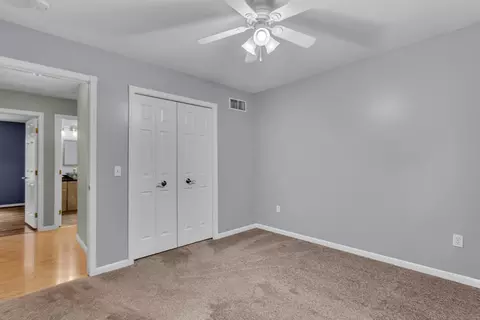 Bedroom - 1615 Bunting Rd, Jackson, MI 49201 photo 6 of 8