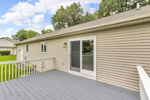 Exterior - 1615 Bunting Rd, Jackson, MI 49201 photo 6 of 6