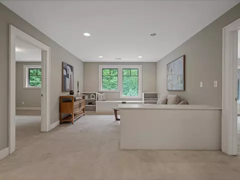 Entry Way - 3867 Hawk Crest Rd, Ann Arbor, MI 48103 photo 4 of 5