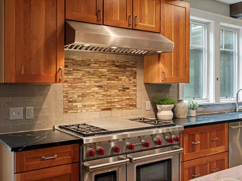 Kitchen - 3867 Hawk Crest Rd, Ann Arbor, MI 48103 photo 6 of 9