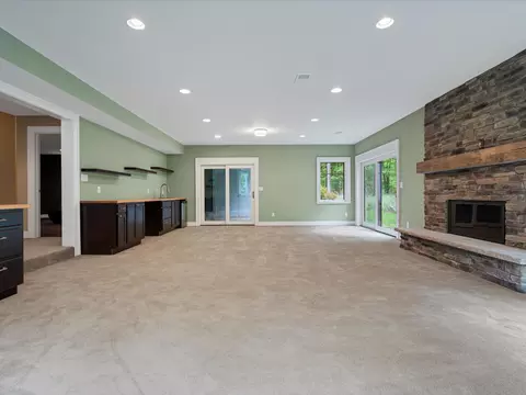 Living - 3867 Hawk Crest Rd, Ann Arbor, MI 48103 photo 9 of 11