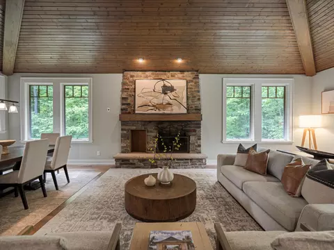 Living - 3867 Hawk Crest Rd, Ann Arbor, MI 48103 photo 4 of 11