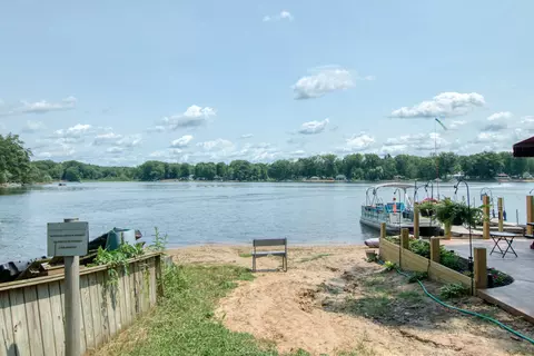 890 W Locust St, White Cloud, MI 49349 photo 4