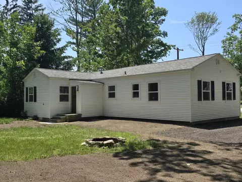 1417 Carleton St, Whitehall, MI 49461 photo 6