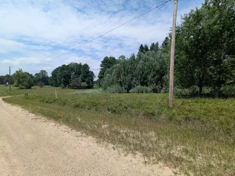 11526 S Lookout Ridge Rdg, Stanwood, MI 49346