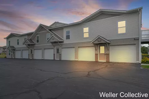 6119 E Fieldstone Hills Dr #11, Caledonia, MI 49316