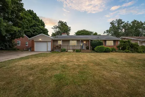 4512 Curwood Ave SE, Kentwood, MI 49508
