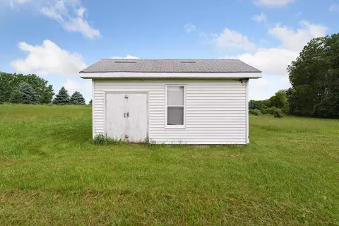 4767 E Haslett Rd, Perry, MI 48872 photo 19
