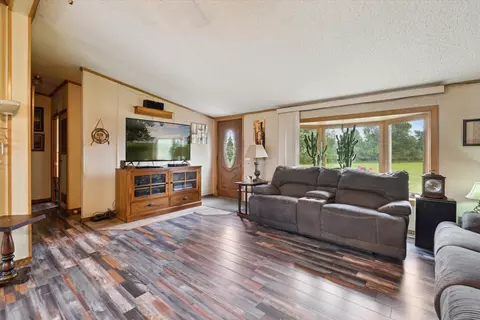 4767 E Haslett Rd, Perry, MI 48872 photo 3