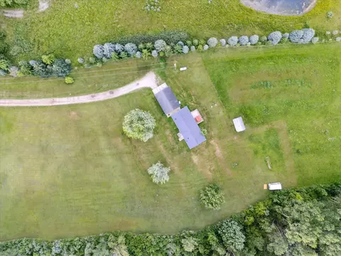 4767 E Haslett Rd, Perry, MI 48872 photo 25