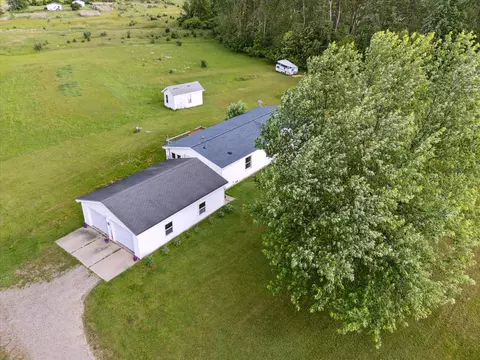 4767 E Haslett Rd, Perry, MI 48872 photo 20