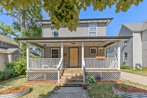 727 Cass Ave SE, Grand Rapids, MI 49503