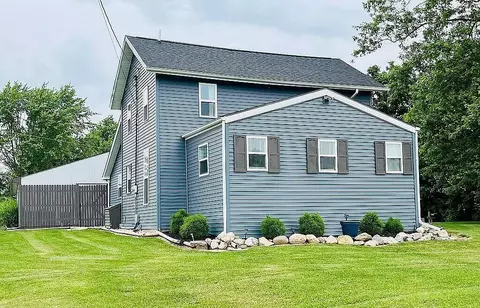 18011 20 Mile Rd, Marshall, MI 49068