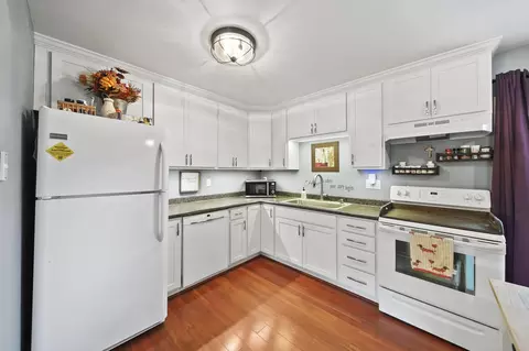 1008 Sunburst Dr, Jackson, MI 49203 photo 13