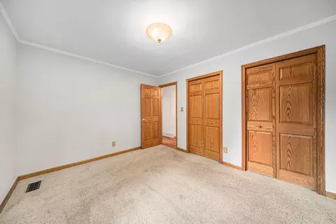 Bedroom - 12163 Grandview Dr, Jerome, MI 49249 photo 2 of 4