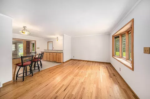 Living - 12163 Grandview Dr, Jerome, MI 49249 photo 3 of 3