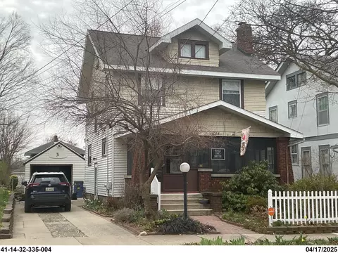 1014 Watkins St SE, Grand Rapids, MI 49507