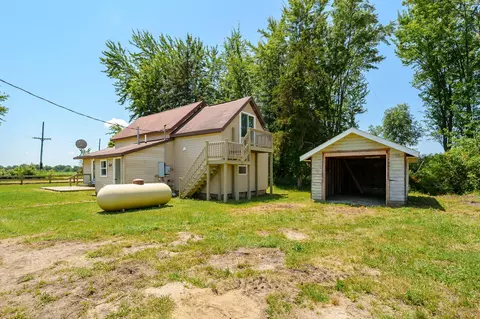 Exterior - 5743 107th Ave, Pullman, MI 49450 photo 4 of 6