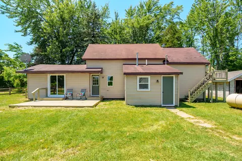 Exterior - 5743 107th Ave, Pullman, MI 49450 photo 3 of 6