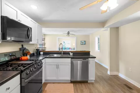 Kitchen - 5743 107th Ave, Pullman, MI 49450 photo 4 of 5