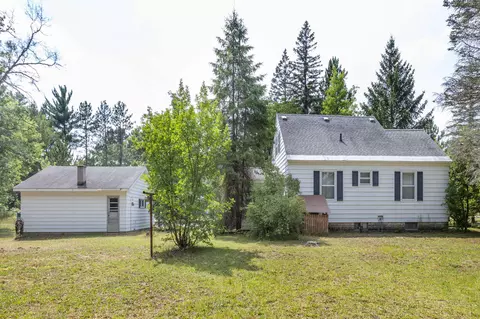 425 6th St, Baldwin, MI 49304 photo 5
